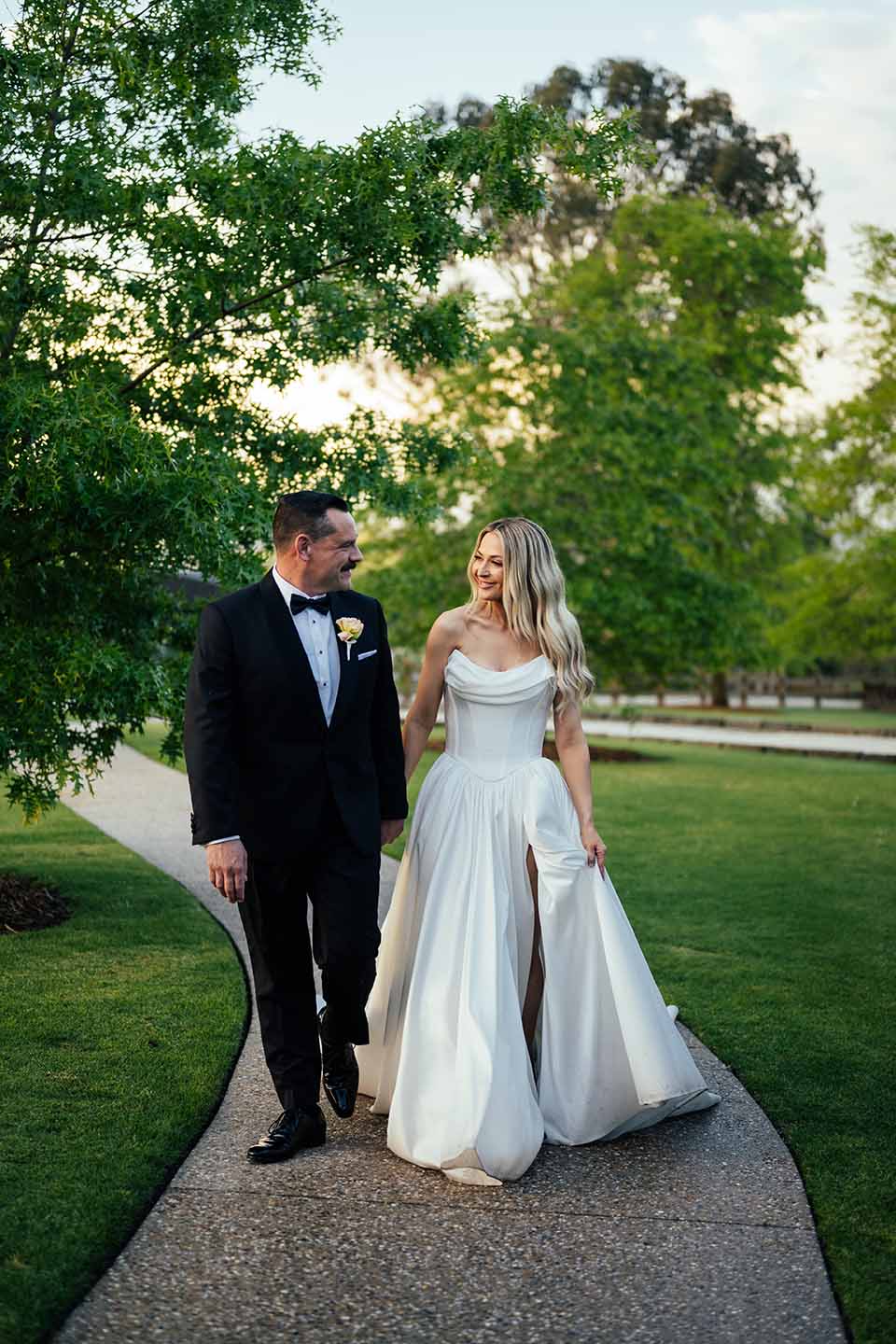 Estate ZonzoWineryWedding