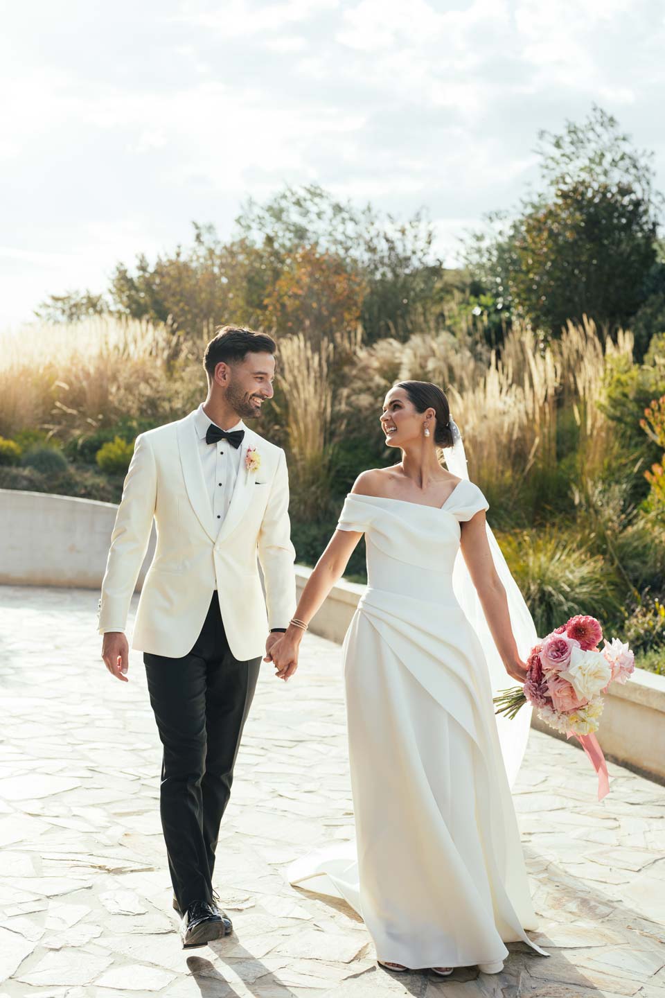 Zonzo Weddings Ceremony Package Outside Capella