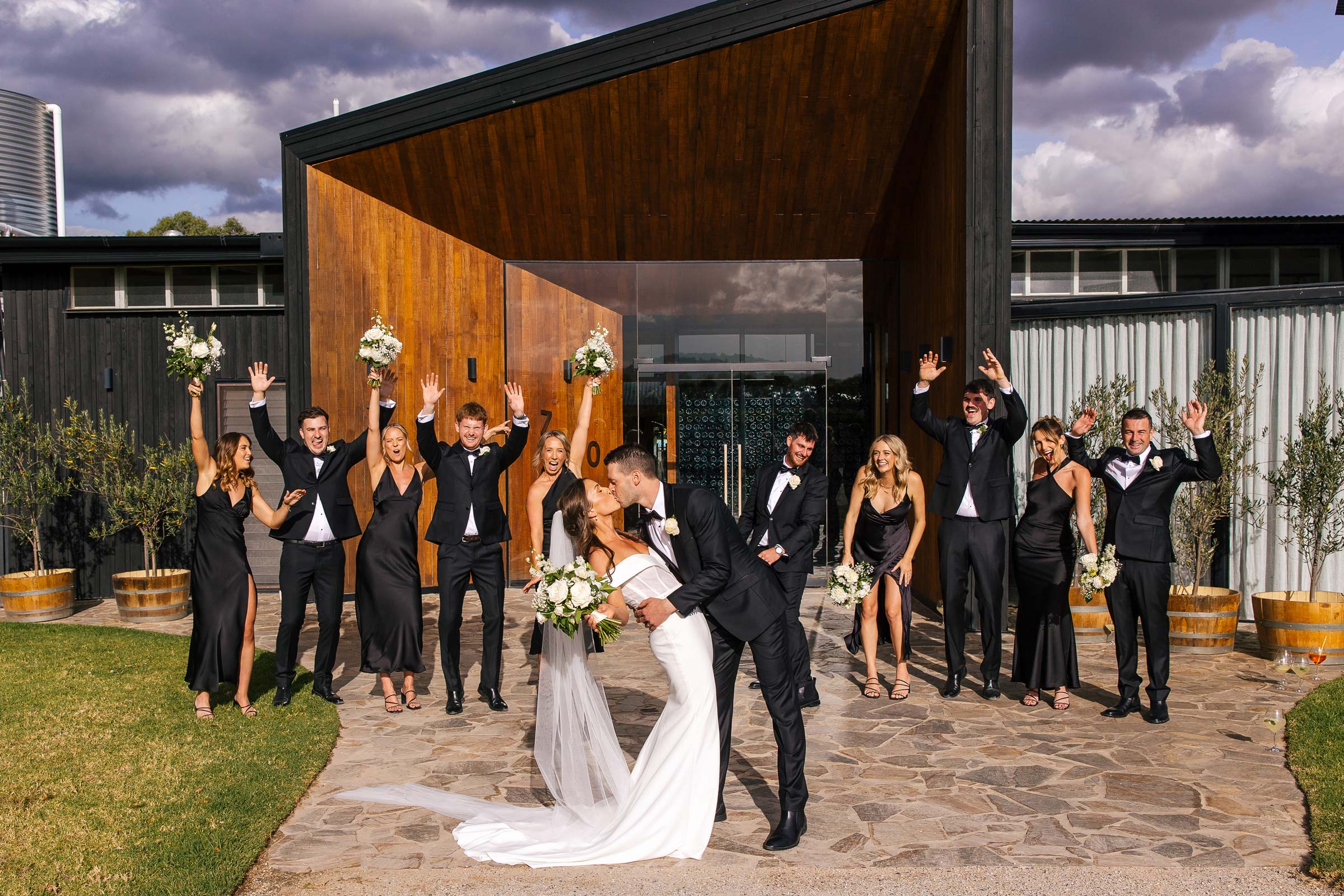 Zonzo Weddings Winery Stables Kiss