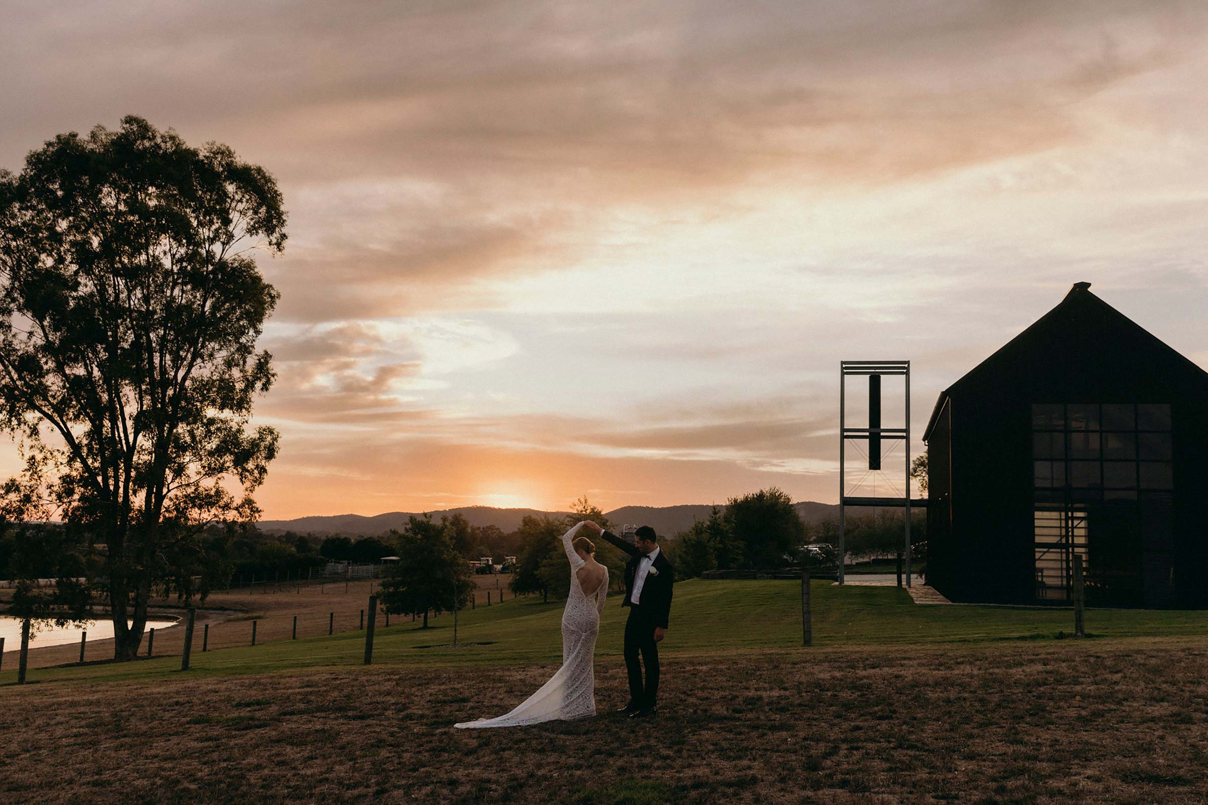 Zonzo Weddings Winery Sunset Dancing